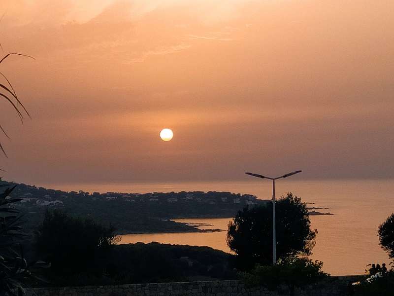 Sonnenuntergang über L'Ile Rousse