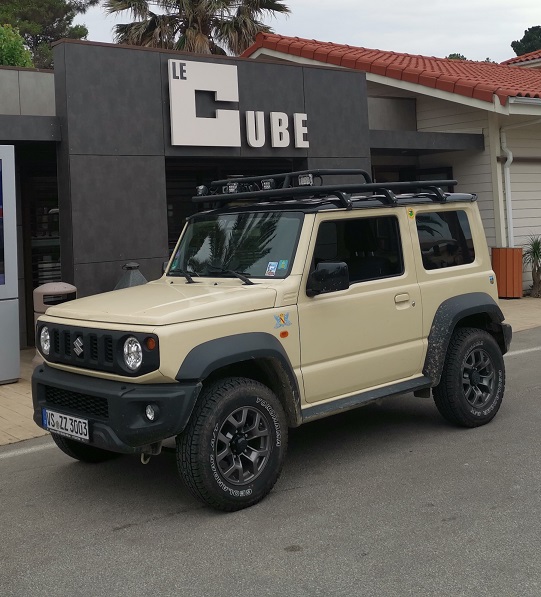 Le Cube und Jimny