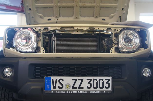 Jimny ohne Kühlergrill