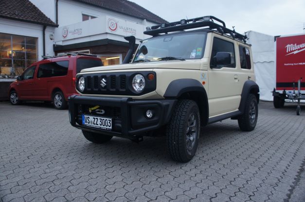 Jimny mit Schnorchel und Winde