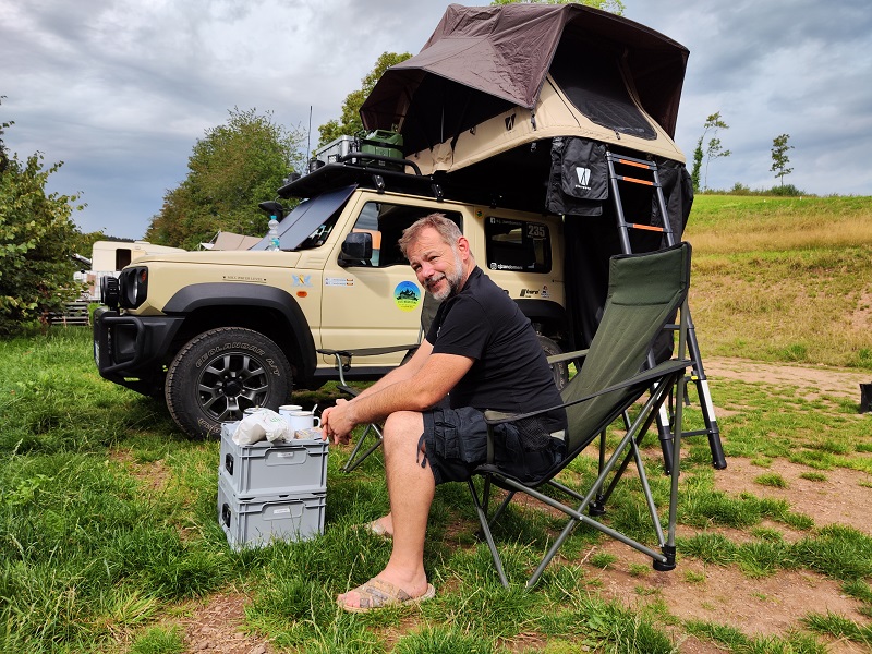 Suzuki Jimny mit Dachzelt Little Bamboo